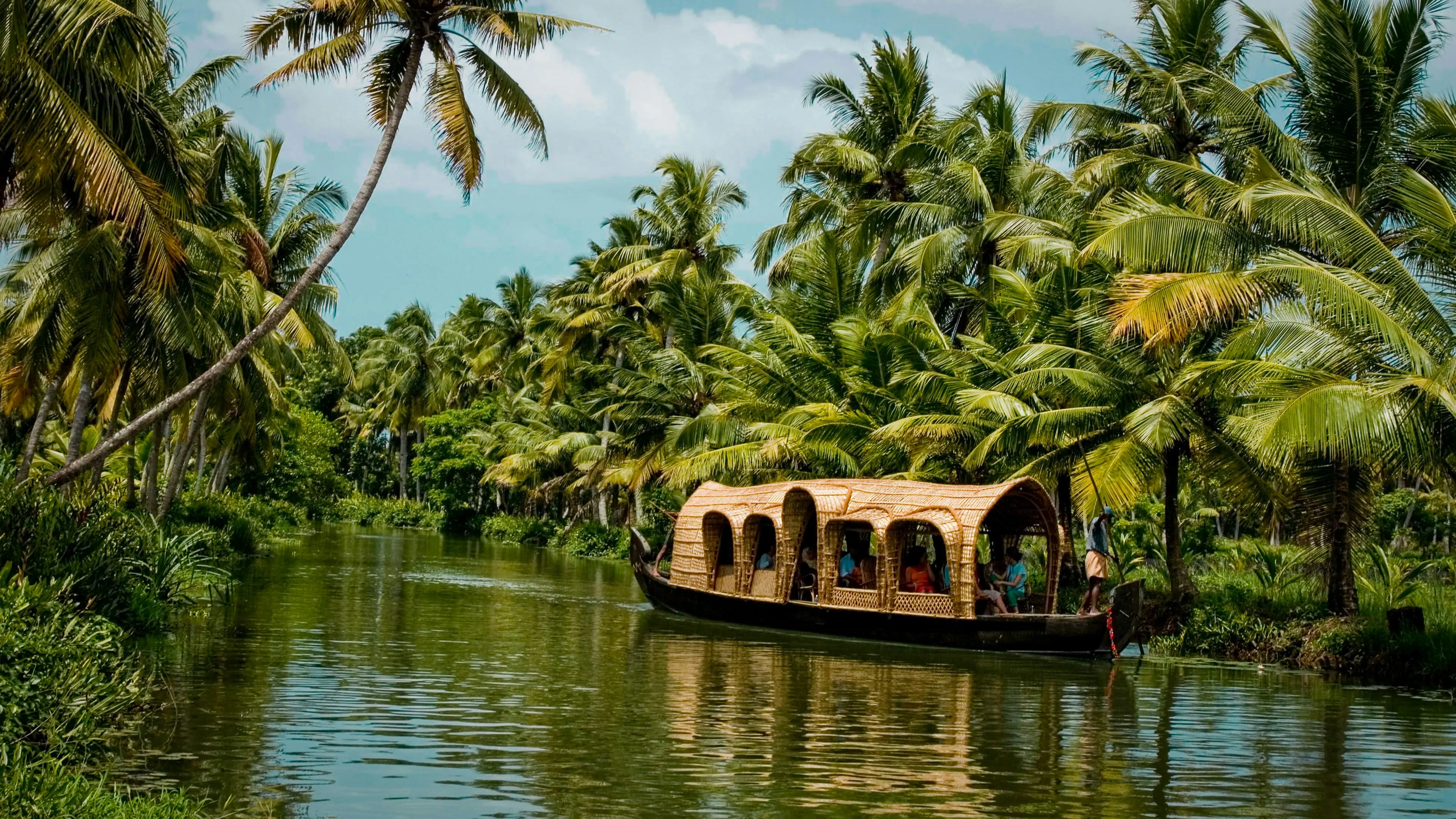 CULTURAL JOURNEYS – ALL INDIA PERMIT CAB SERVICE | The Raj Travel Varanasi